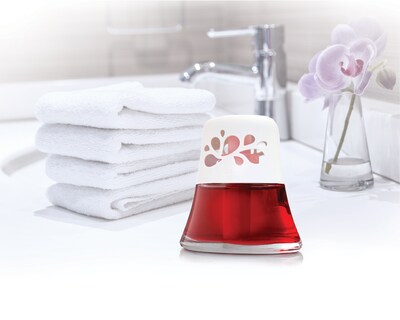 Bright Air Scented Oil & Holder, Macintosh Apple and Cinnamon (900022)