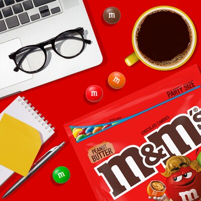 M&M's Party Size Peanut Butter Milk Chocolate Pieces, 34 oz. (MMM55085)