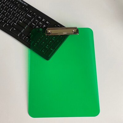 JAM Paper Plastic Clipboard, Letter Size, Green, 12/Pack (340926880AZ)