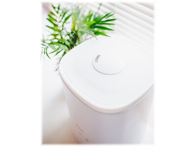 Crane Ultrasonic Cool Mist Console Humidifier, 1.2-Gallon, For Rooms 500 sq. ft., White (EE-6909)
