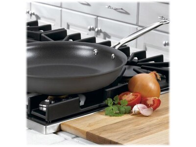 Cuisinart Chefs Classic Aluminum 12 Fry Skillet with Helper Handle, Black (622-30H)