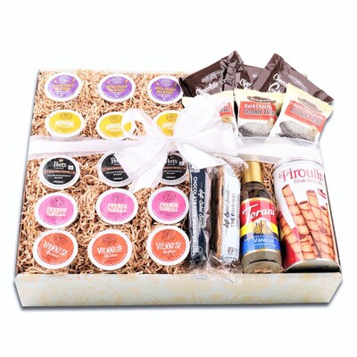 Alder Creek K-Cup Coffee and Chocolate Sampler Gift Basket (FG04004)