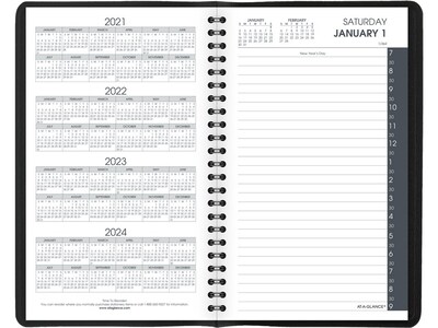 2022 AT-A-GLANCE 5 x 8 Daily Appointment Book, Black (70-207-05-22)