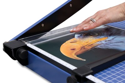 United 15.4" Office-Grade Guillotine Paper Trimmer, 15 Sheet Capacity, Blue (T15)