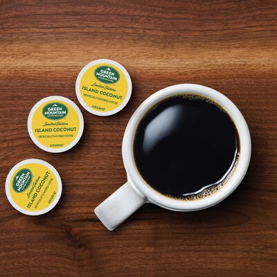 Green Mountain Island Coconut Coffee Keurig® K-Cup® Pods, Light Roast, 24/Box (6720)