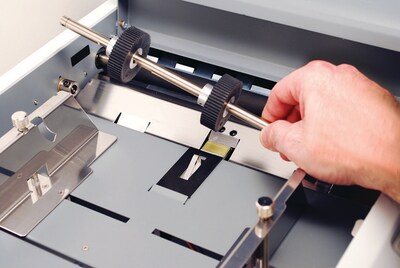 Formax FD 346 Automatic Desktop Paper & Letter Folder, 500 Sheets