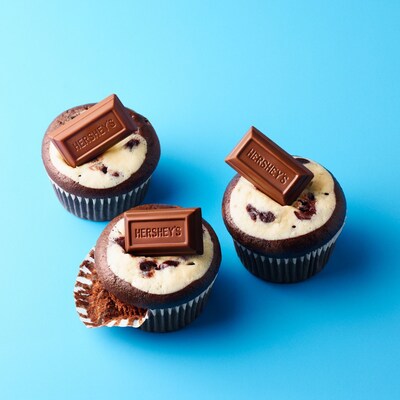 Hershey's Miniatures Assorted Chocolate Candy Bars, 35.9 oz. (HEC21458)