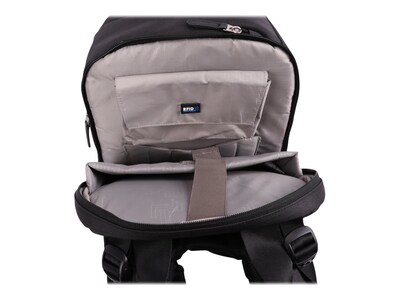 SwissDigital Massaging Backpack, Black (SD1005M-01)