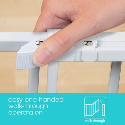 Summer Infant Top of Stairs Simple to Secure Metal Gate (27210B)