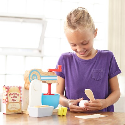 Melissa & Doug Wooden Make-a-Cake Mixer Set (LCI9840)
