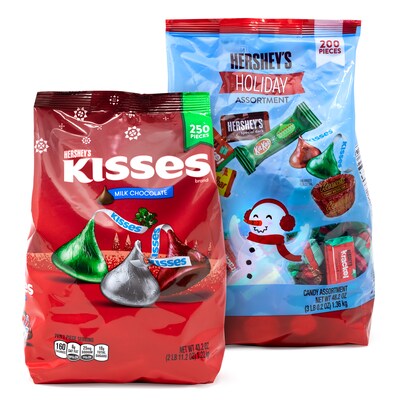 Hershey’s Ultimate Chocolate Holiday Bundle, 2 Pack
