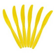 JAM PAPER Big Party Pack of Premium Plastic Knives, Yellow, 100 Disposable Knives/Box