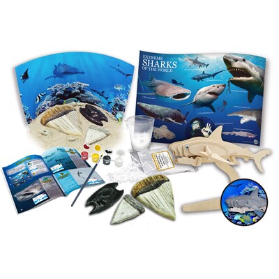WILD! Science Extreme Science Kit, Sharks of the World (CTUWES942)