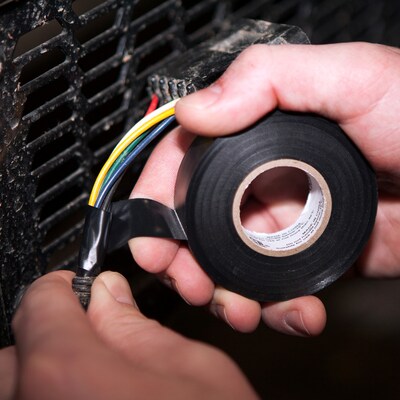 Duck Professional Heavy Duty Vinyl Electrical Tape, 0.75" x 50', Black, 3/Pack (299004)