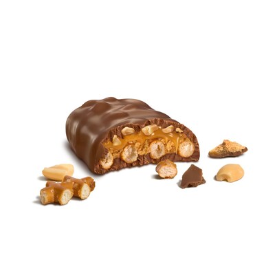 REESE'S Milk Chocolate Peanut Butter Assortment Snack Size Candy, Individually Wrapped, 32.06 oz, Bulk Party Bag  (3400093922)