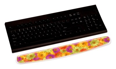 3M™ Gel Wrist Rest for Keyboards, Daisy Design, Easy to Clean Cover, Non-skid Backing (WR308DS)