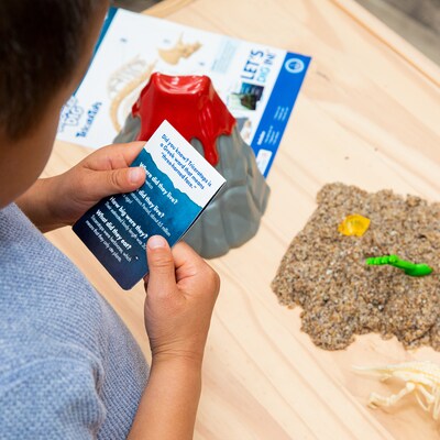 Educational Insights GeoSafari Jr. Dino Discovery Dig (EI-5181)