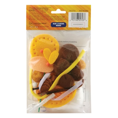 Creativity Street® Felt Sewing Animal Kit, Giraffe, 6" x 11" x 0.75", 6 Kits (PACAC5703-6)