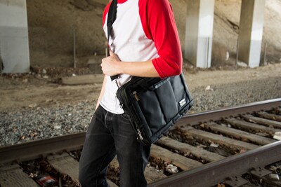 Vangoddy Nylon Backpack Messenger Shoulder Bag Case for 13.3 to 14 Inch Laptop, Black (PT_NBKLEA282_17)