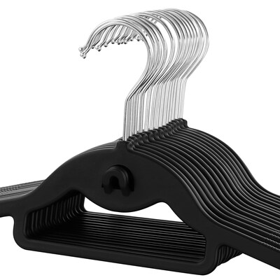 Elama Black Plastic Hangers 50-Pack