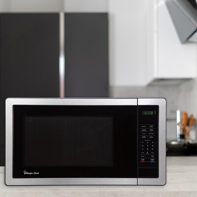 Commercial Chef 1.1 Cu. ft. Countertop Microwave Oven Stainless