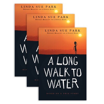 A Long Walk to Water by Linda Sue Park, Paperback, Pack of 3 (HO-9780547577319-3)