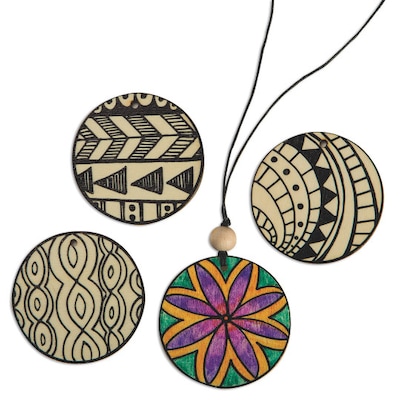 S&S Worldwide, Printed Wood Pendants To Color, (BE1381)