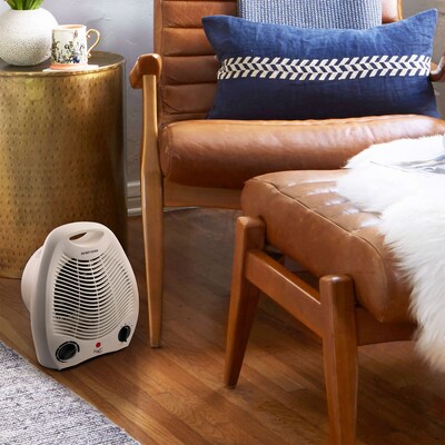 Vie Air 1500 Watt 4710 BTU Portable Ceramic Electric Heater, White (936100342M)