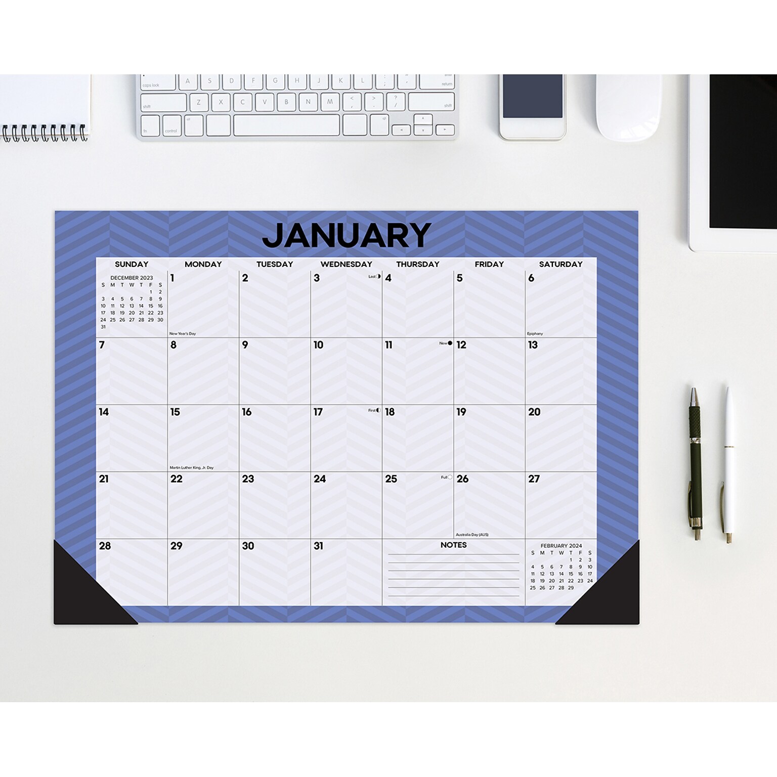 2024 Willow Creek Press Modern Geometric 2024 17 x 12 Monthly Desk Pad Calendar (40416)