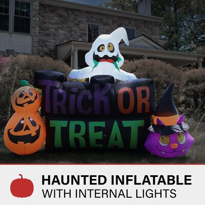 Haunted Hill Farm 8 Wide Pre-lit Trick or Treat Sign Inflatable (HITRCKTRT081-L)