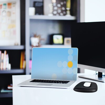 StarTech Ergonomic Gel Non-Skid Mouse Pad/Wrist Rest Combo, Black (B-ERGO-MOUSE-PAD)