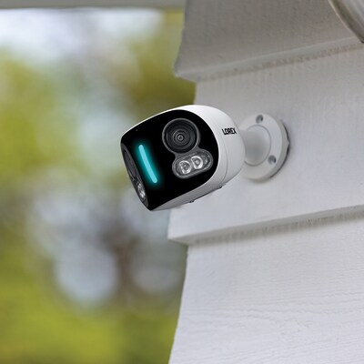 Lorex Wi-Fi 4K Dual-Lens Smart Security Camera with Smart Security Lighting, White (W891UAD-E)