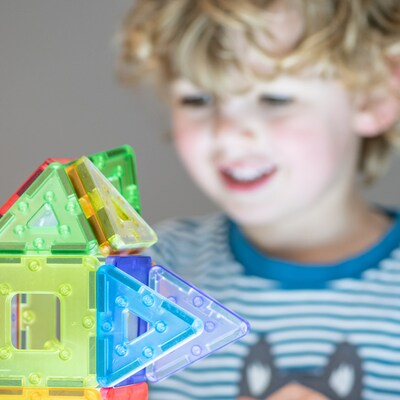 Polydron KinderMag Starter Set, Translucent, 48 Pieces (PY-575000T)