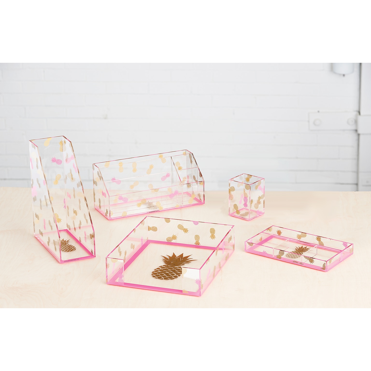 Deflecto® Desklarity™ 5-Piece Desk Set, Precisely Pineapple, Pink/Metallic Gold (DEF-41695)