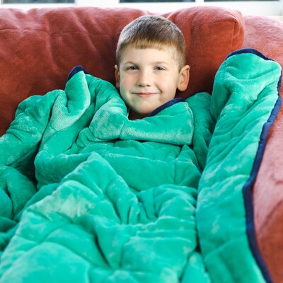 Bouncyband Soft Fleece Weighted 7lb Small Sensory Blanket for Kids, 56" x 36" (BBALPWB7BU)