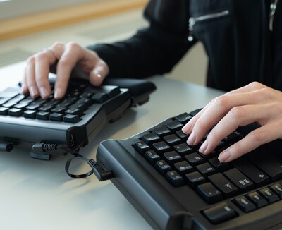 Ergoguys Matias Programmable Ergo Pro Ergonomic Keyboard for Mac, Black (FK403Q-P)