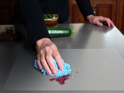 Floortex Hometex 24" x 19" Vinyl Place Mats, Fresh Mist, 2/Pack (FPHMTM4861EV2)