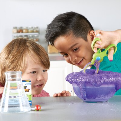 Learning Resources Beaker Creatures Reactor Pod, 35 Beaker Creatures (LER3818)