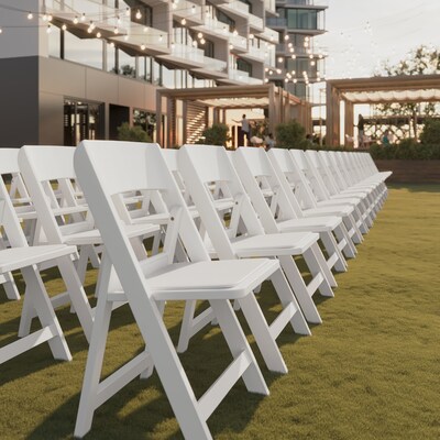 Flash Furniture Hercules Tucker Resin Banquet Folding Chair, White (LEL1MWH)