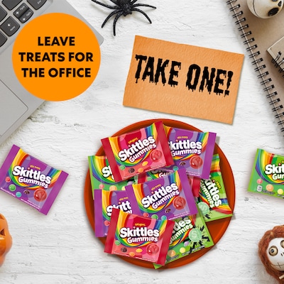 Skittles Gummies Halloween Variety Candy, 35.89 oz., 100/Bag (605811)