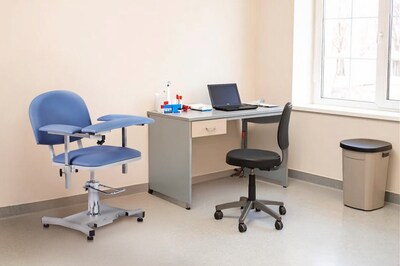 Viva Comfort Manual Adjustment Phlebotomy Chair, 485 lb. Capacity, 2 Flip Up Arms, Blue (ADIME997-05)