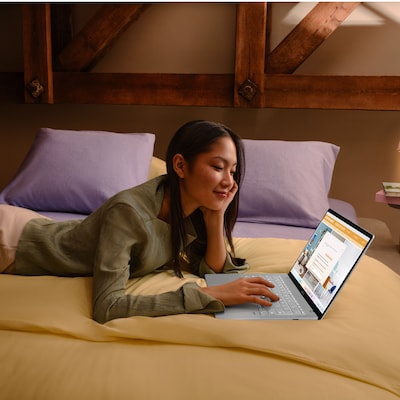 ASUS Vivobook S14 OLED 14" Laptop, Copilot+ PC, Intel Core Ultra 5 325 (2026), 16GB RAM, 512GB SSD, Windows 11 Home