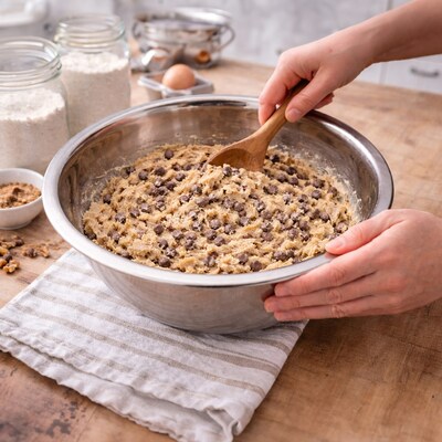 Better Houseware Stainless Steel Mixing Bowl, 8 Qt. (BTH20218)