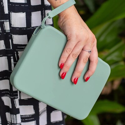 Strapsicle Silicone Clutch Sleeve for Select Kindle and Kobo E-Readers, Sage Green (CLUTCH1-SAGE)