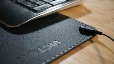 Victor Technology Grounding Foam Non-Skid Gaming Mouse Pad, Black (GDP800)