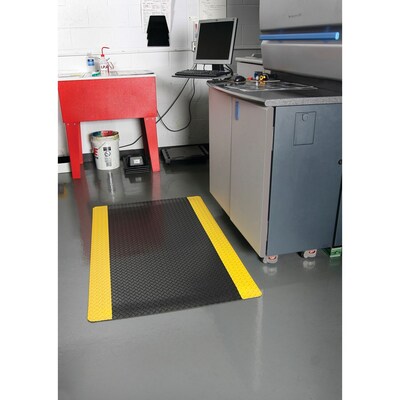 NoTrax Saddle Trax Anti-Fatigue Commercial Floor Mat, 3' x 5', Black/Yellow (979S0035YB)