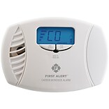 First Alert Dual-Power Plug-In Carbon Monoxide Detector With Digital Display (FAT1039746)