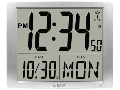 La Crosse Technology Atomic Wall/Table Clock, Plastic, 15.35H x 19.09W x 1.57D (515-1316)