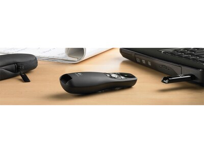 Logitech R400 Presenter w/Laser Pointer, Black (910-001354)