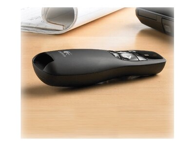 Tilkalde ignorere Gymnast Logitech R400 910-001354 Presenter w/Laser Pointer, Black | Quill.com